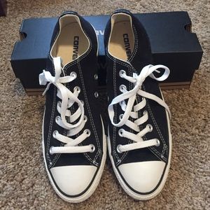 New with box Converse All Star