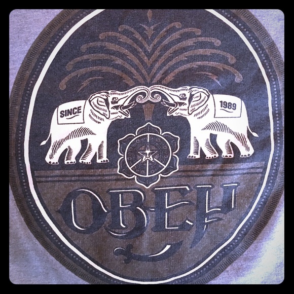 Obey elephant hoodie size medium 🐘