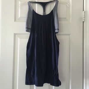 Lululemon sports top