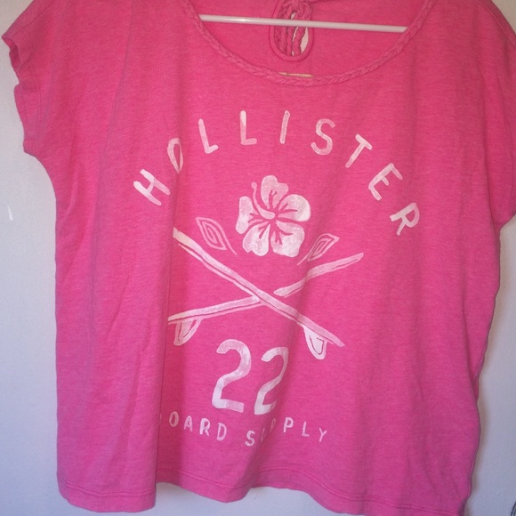 pink hollister shirt! size xs! super cute tie - Picture 1 of 4