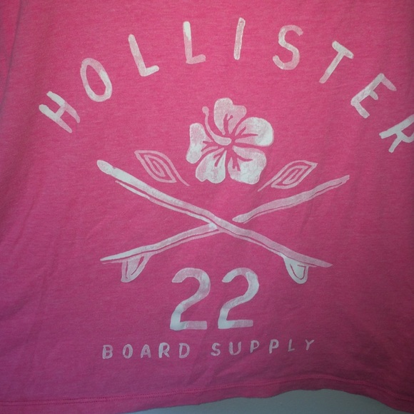 pink hollister shirt! size xs! super cute tie - Picture 4 of 4