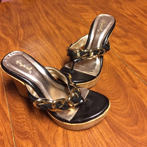 High heel sandals