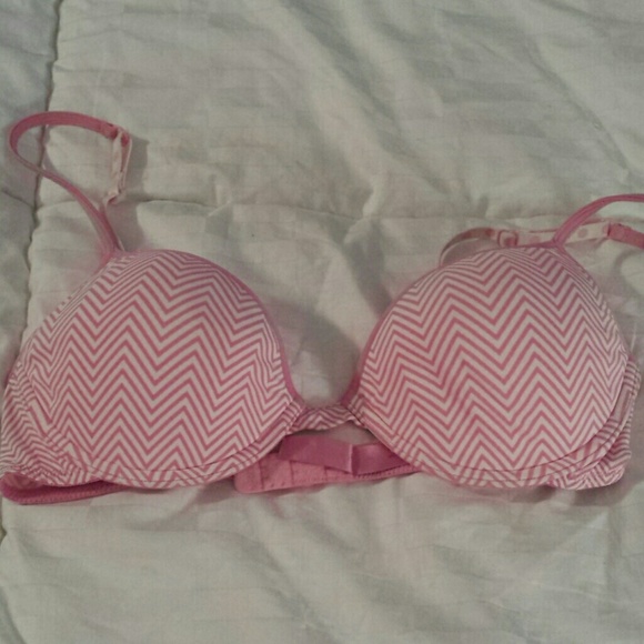 VS Pink Collection t-shirt bra