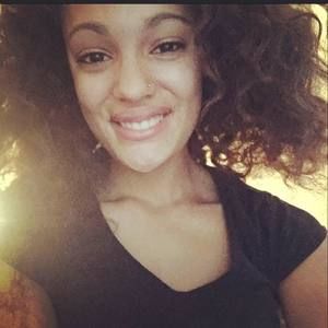 Meet your Posher, Antonia