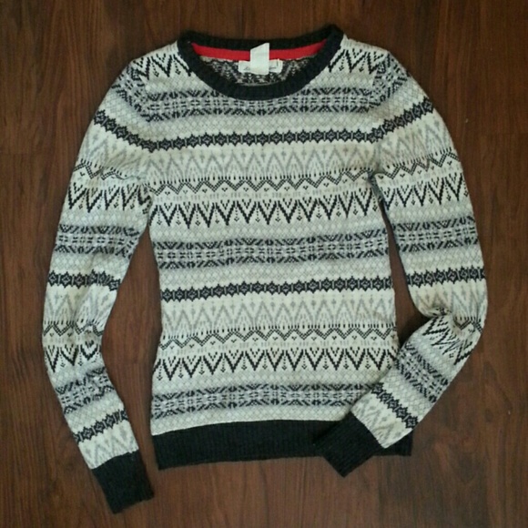 H&M Grey Patterned Sweater