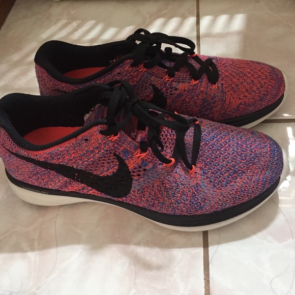 Nike flyknit lunar 3