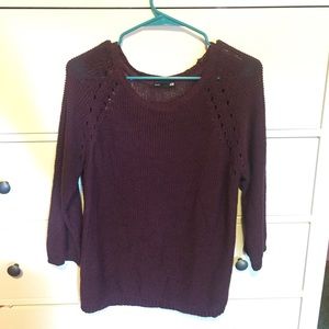 Maroon knit sweater