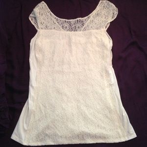 💫 SALE💫 NWT Express cream Lace top XL