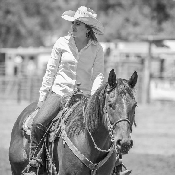 Meet your Posher, Geneva