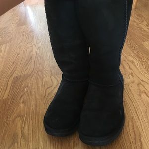 Black Tall Ugg Boots