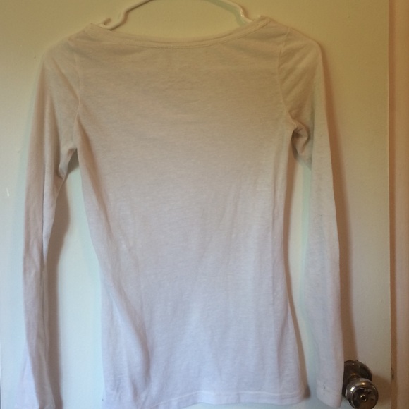 Aeropostale white long sleeve! XS! - Picture 3 of 3