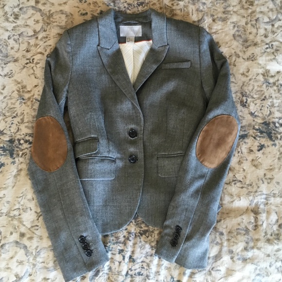 ⚡️SALE⚡️Size 2 H&M Blazer