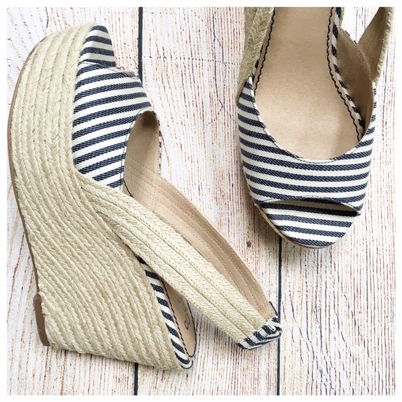 Splendid Shoes - {Splendid} Slingback Platform Canvas Wedge Sandal