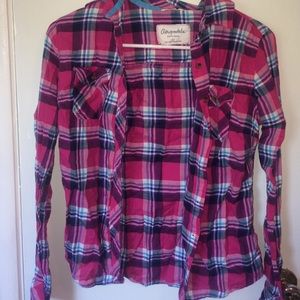 Aeropostale pink flannel!! Size Small!