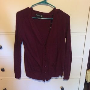 Maroon sweater