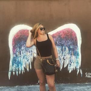 Meet your Posher, Eliana