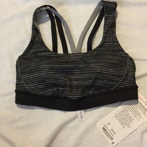 Lululemon "Energy Bra Exhale" never worn. Size 4.