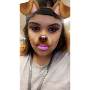 Meet your Posher, Leandra