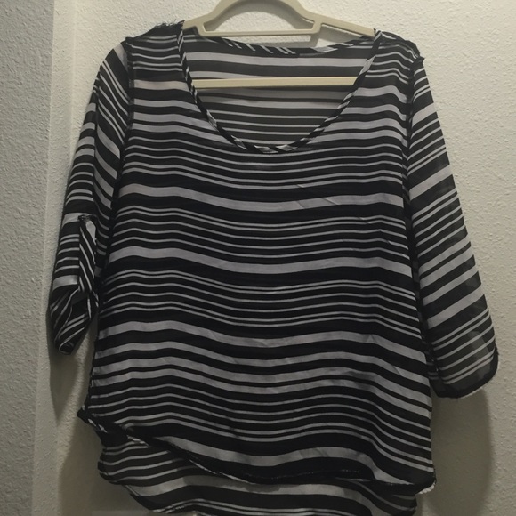 Sheer 3/4 top