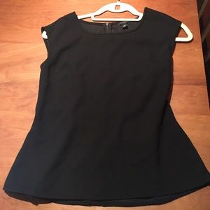 Ann Taylor size 0P black peplum top