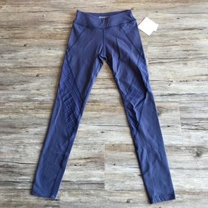 Beyond Yoga Contour Legging