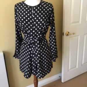 $15 SALE BNWT Adorable long sleeve shorts jumper.