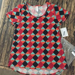 LulaRoe Classic Tee BNWT