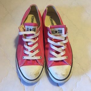 Pink converse