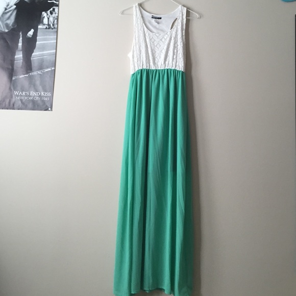 Francesca's white and green maxi dress