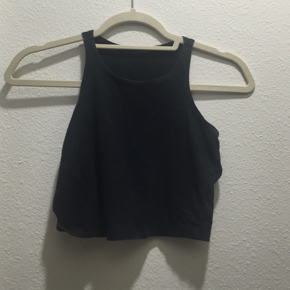 Brandy Melville crop top