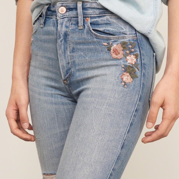 NWT Super Skinny Hi-Rise Jeans