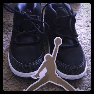 Jordan Deluxe BT size 10C toddler
