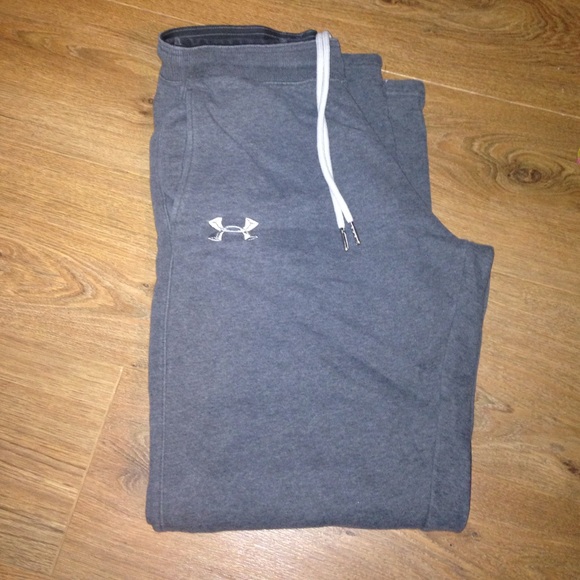 Under Armour Sweats!