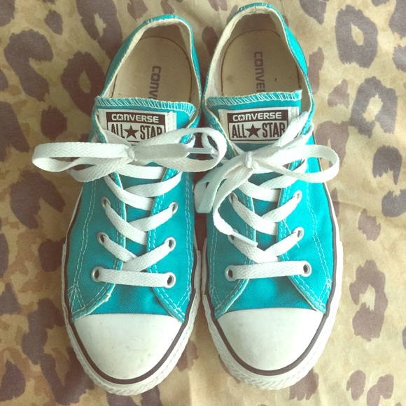 Blue Converse!