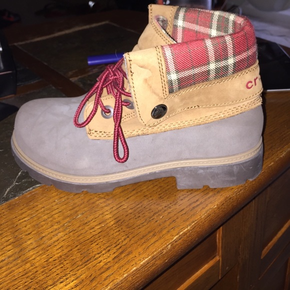 Plaid croc rain/snow ankle boots