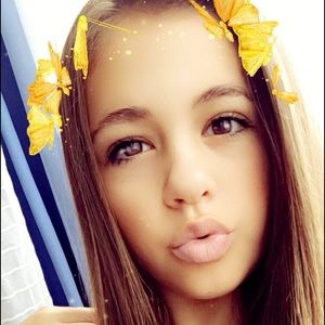 Meet your Posher, Sienna