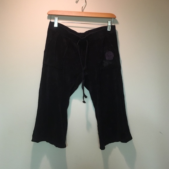 Black terry cloth juicy capris