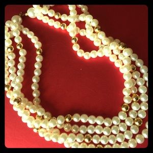 •Vintage•fake pearl set with scattered gold beads!