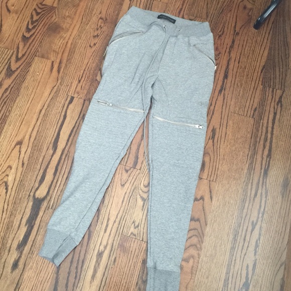 Zara man grey joggers