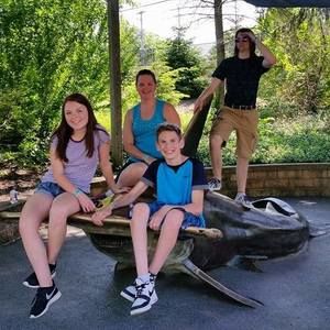 Meet your Posher, Melissa