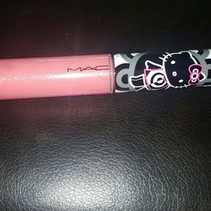 New Mac Hello Kitty Lip glass in "Mimmy"
