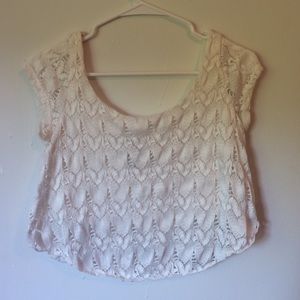 White flowy crop top! Size small!
