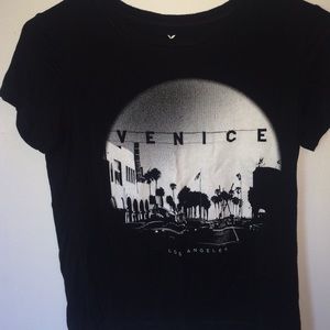 Super soft Venice crop top! size Small!
