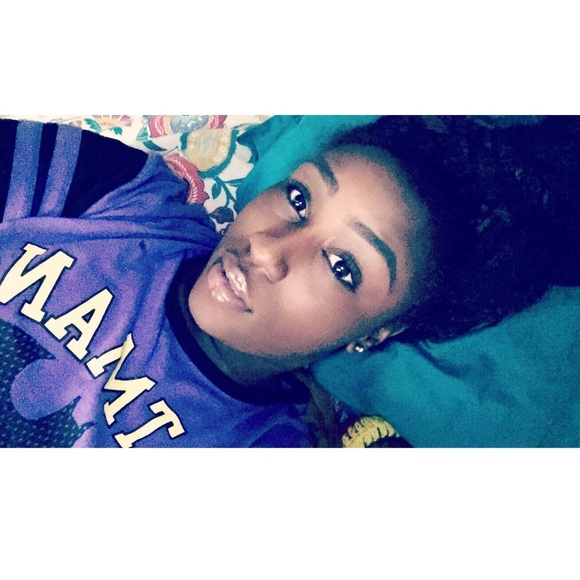 Meet your Posher, Briana