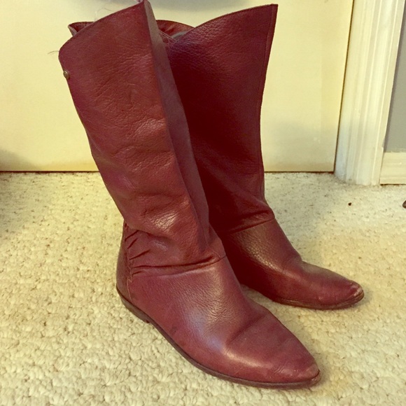 Etienne aigner boots