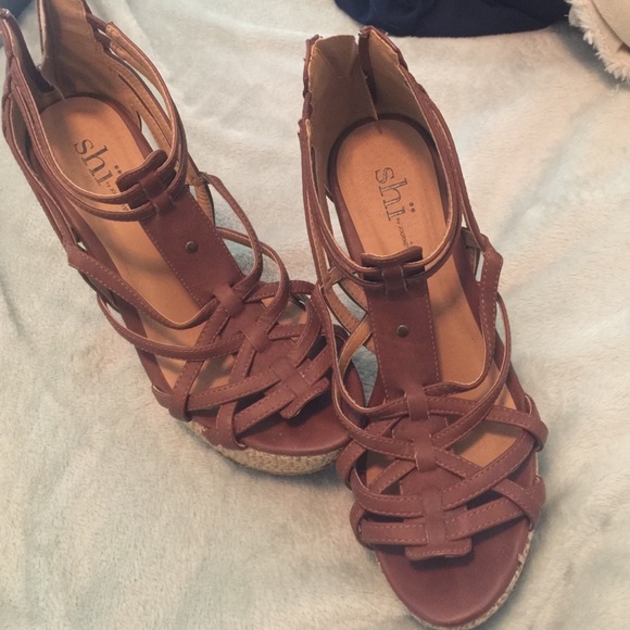 Zara Shoes - Shï By Journeys Wedged Opentoe Heels.
