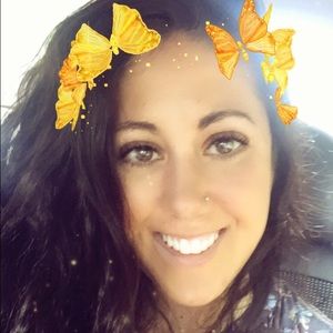 Meet your Posher, Leah