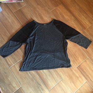 Cute old navy black 3/4 sleeve top super comfy