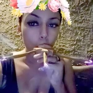 Meet your Posher, Daniela