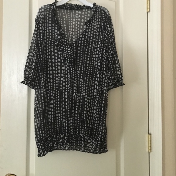 Polka dot top